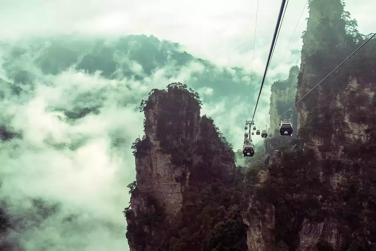 Zhangjiajie in China inspired The Hallelujah Mountains in the Movie Avatar